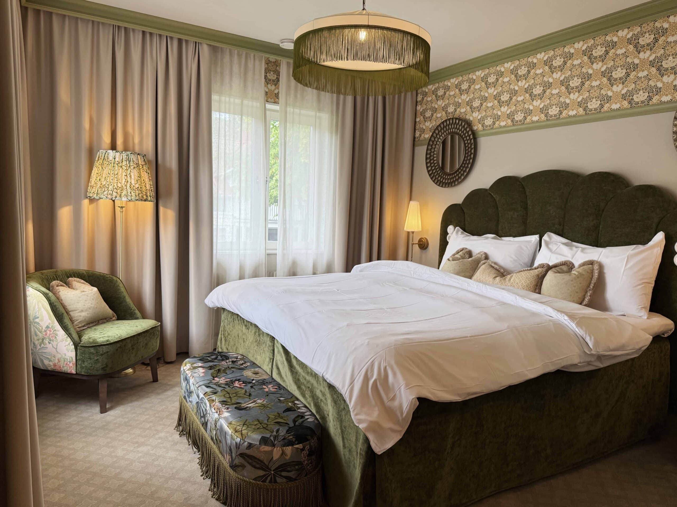 hotell-skovde-karstorp-sovrum-dubbelrum hotell-skovde-karstorp-sovrum-dubbelrum